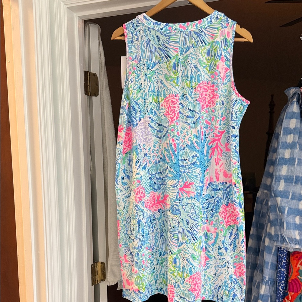 Lilly Pulitzer Women's Vibrant Floral Tank Top - Blue and Pink - Picture 4 of 4